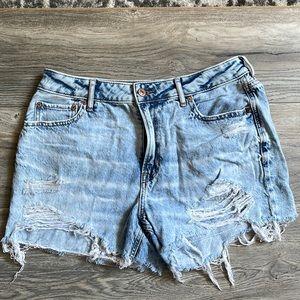 American Eagle Cut off shorts